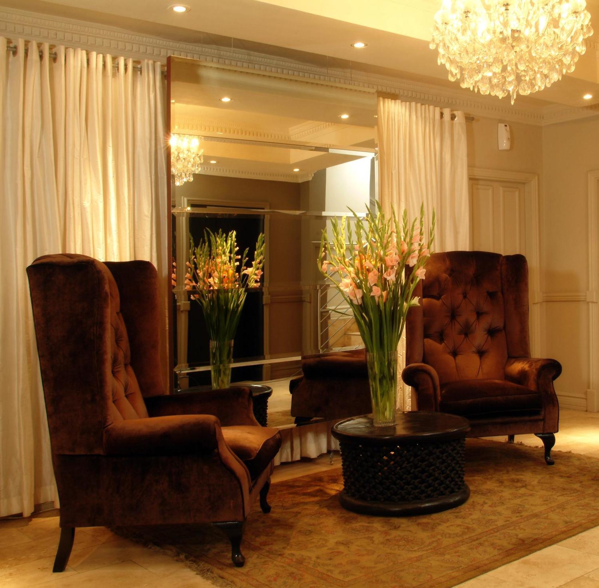 Manhattan Hotel Pretoria Bagian luar foto